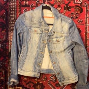 How’s jean jacket